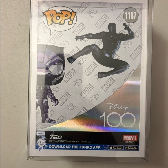 Funko Pop! Marvel #1187 Black Panther Disney 100 Funko Exclusive - Picture 6 of 9